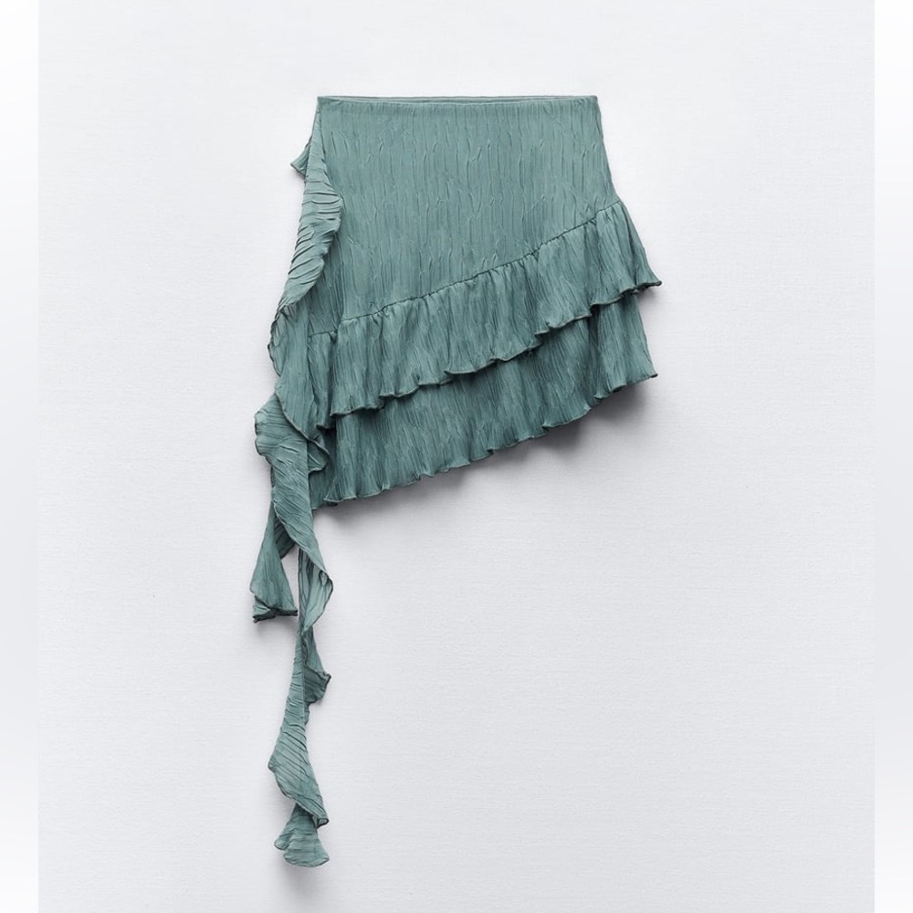Zara Green Ruffled Asymmetrical Mini Skirt